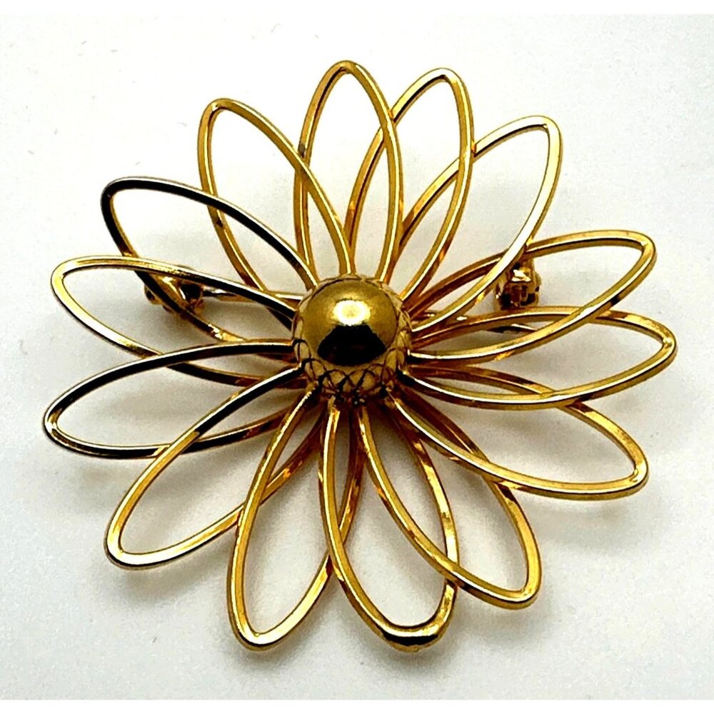 MCM Vintage Retro Daisy Brooch Pin Cottage Chic Atomic Spiral Gold Tone Openwork